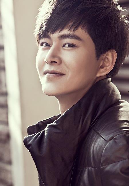 明星黄明,星光璀璨的影视新星