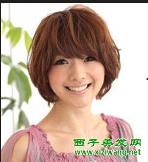 波波头烫发视频,轻松打造时尚潮流发型